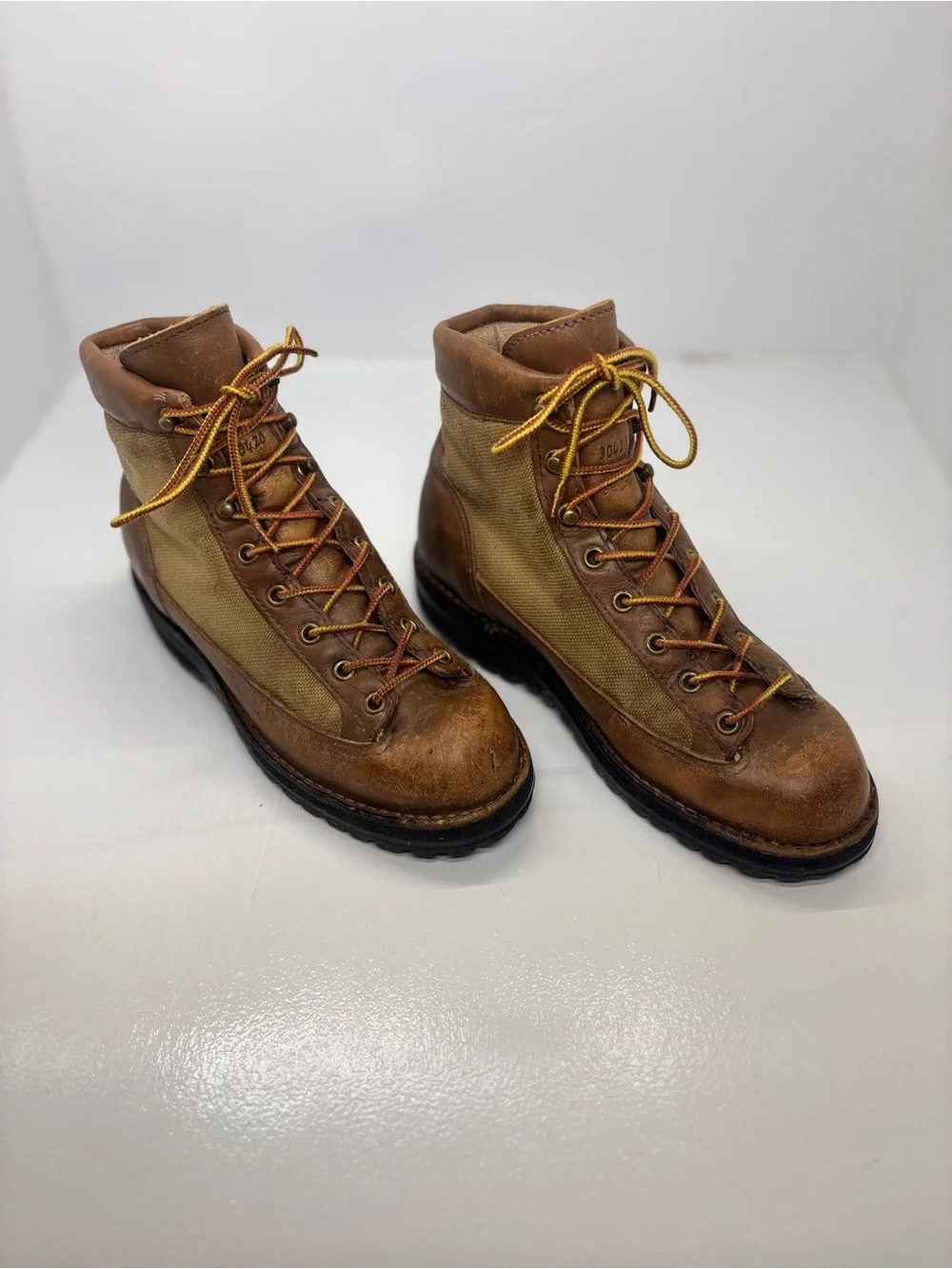 Danner 30420 USA Made Leather Canvas Hiking Boots Men’s 6.5 Vibram Recrafted